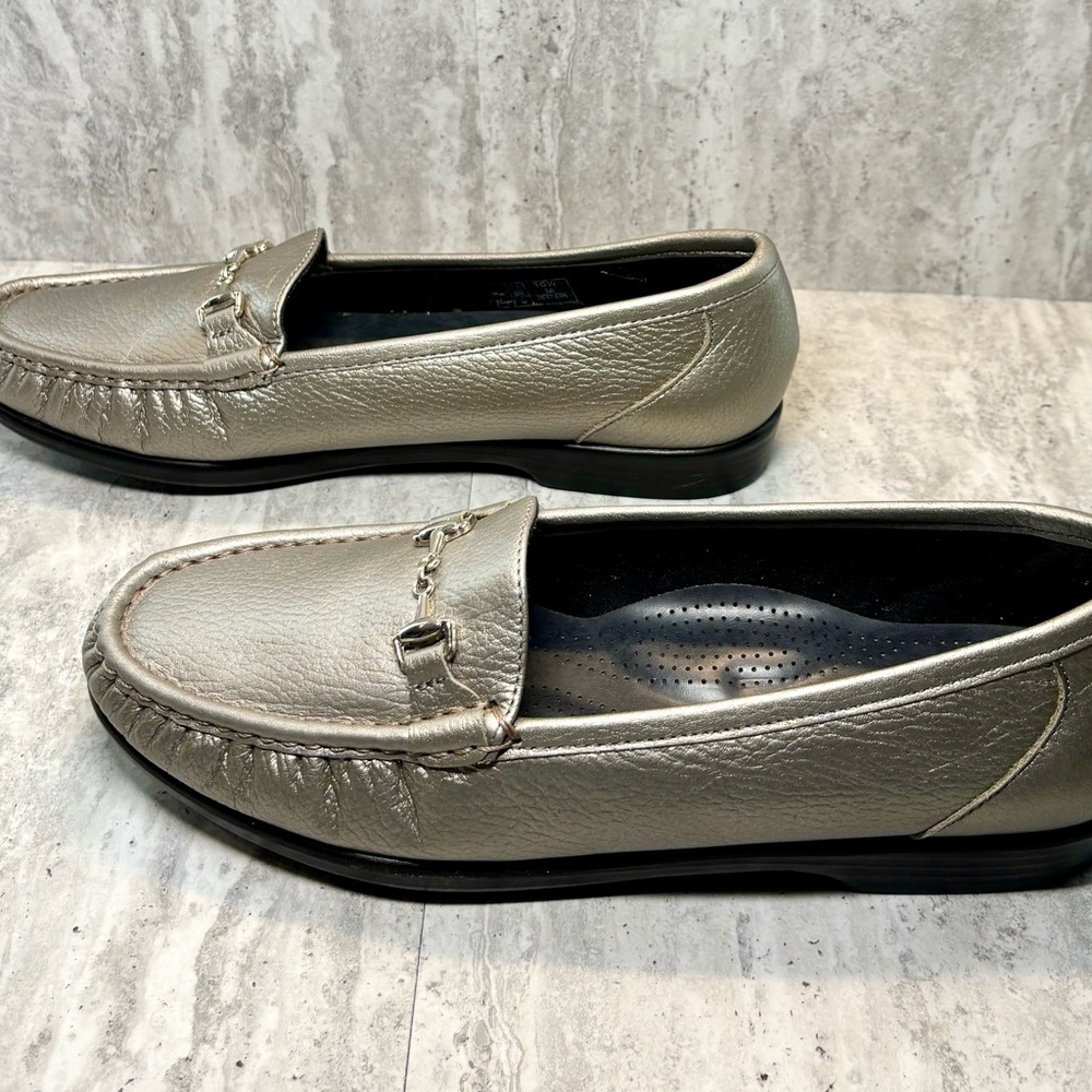 SAS Tripad Comfort Silver Leather Bit Accent Loafers Slip Ons Flats Sz 10.5M - Picture 3 of 10